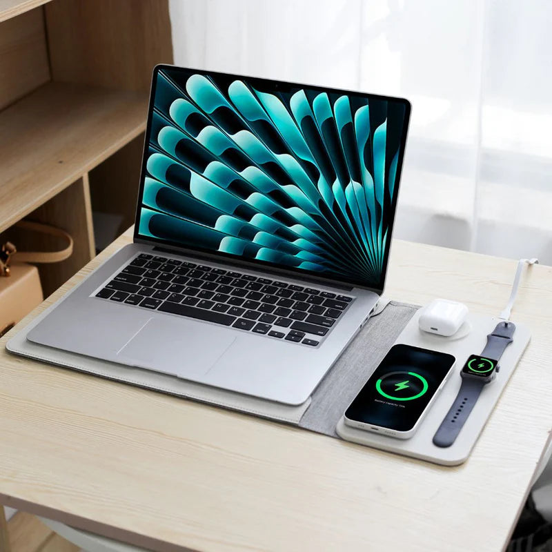 Laptop Pouch 5-in-1 with Integrated Wireless Charging